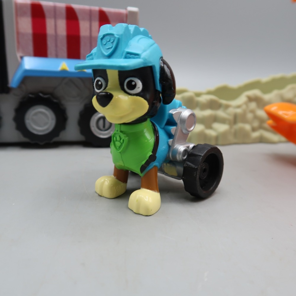 PAW Patrol Dino Rescue T-Rex Rescue Playset Semi Truck Dinosaur Rex wheelchair - Picture 6 of 13
